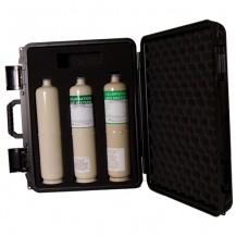 Hard plastic carrying case to hold  three 58L aluminum or 103L steel cylinders.